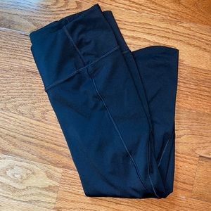 Athleta cropped workout leggings